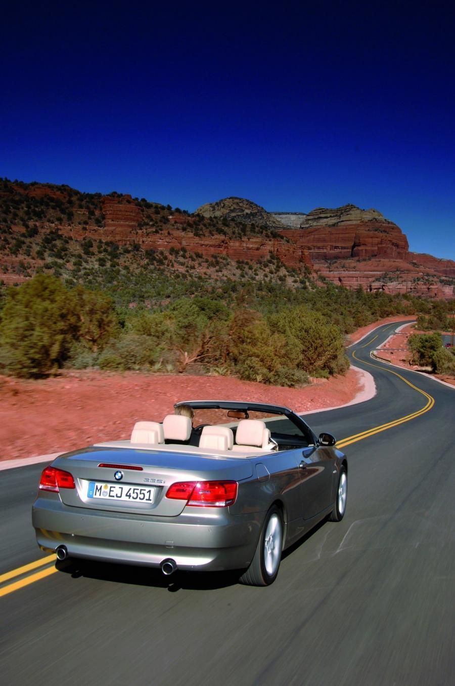  BMW 3-Series Convertible 2007 года  (фото 155 из 239)